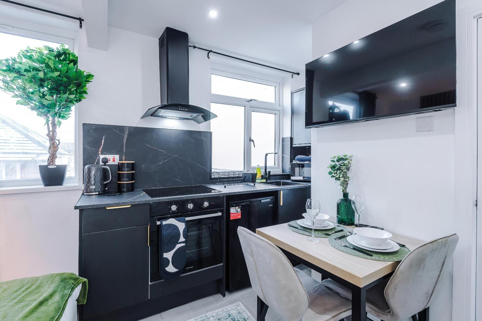 Comfort Style Brand New Selly Oaks Apartment Birmingham Buitenkant foto